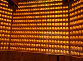 骨灰存放架，让思念触手可及​